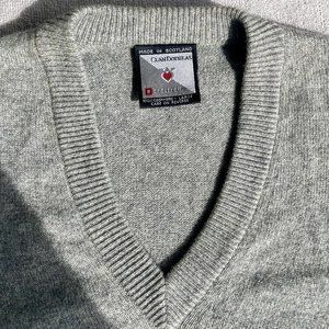 100% Scottish Cashmere V-Neck Sweater Vest